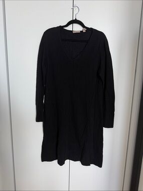 Addiction Black Long Sleeve V-Neck Knit Dress